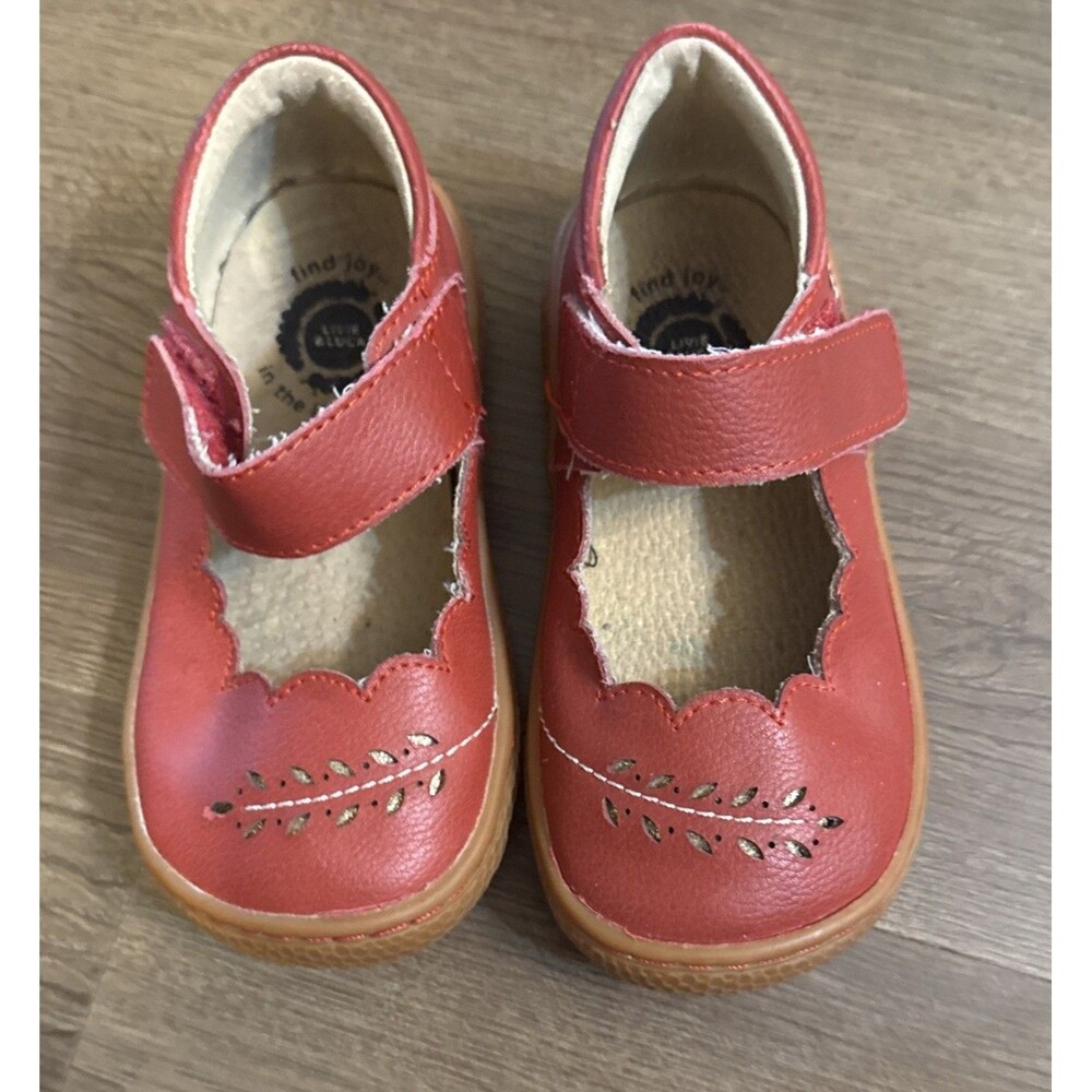Livie And Luca Mary Jane’s Red With Leaf Detail Size 7 Toddler Girls
